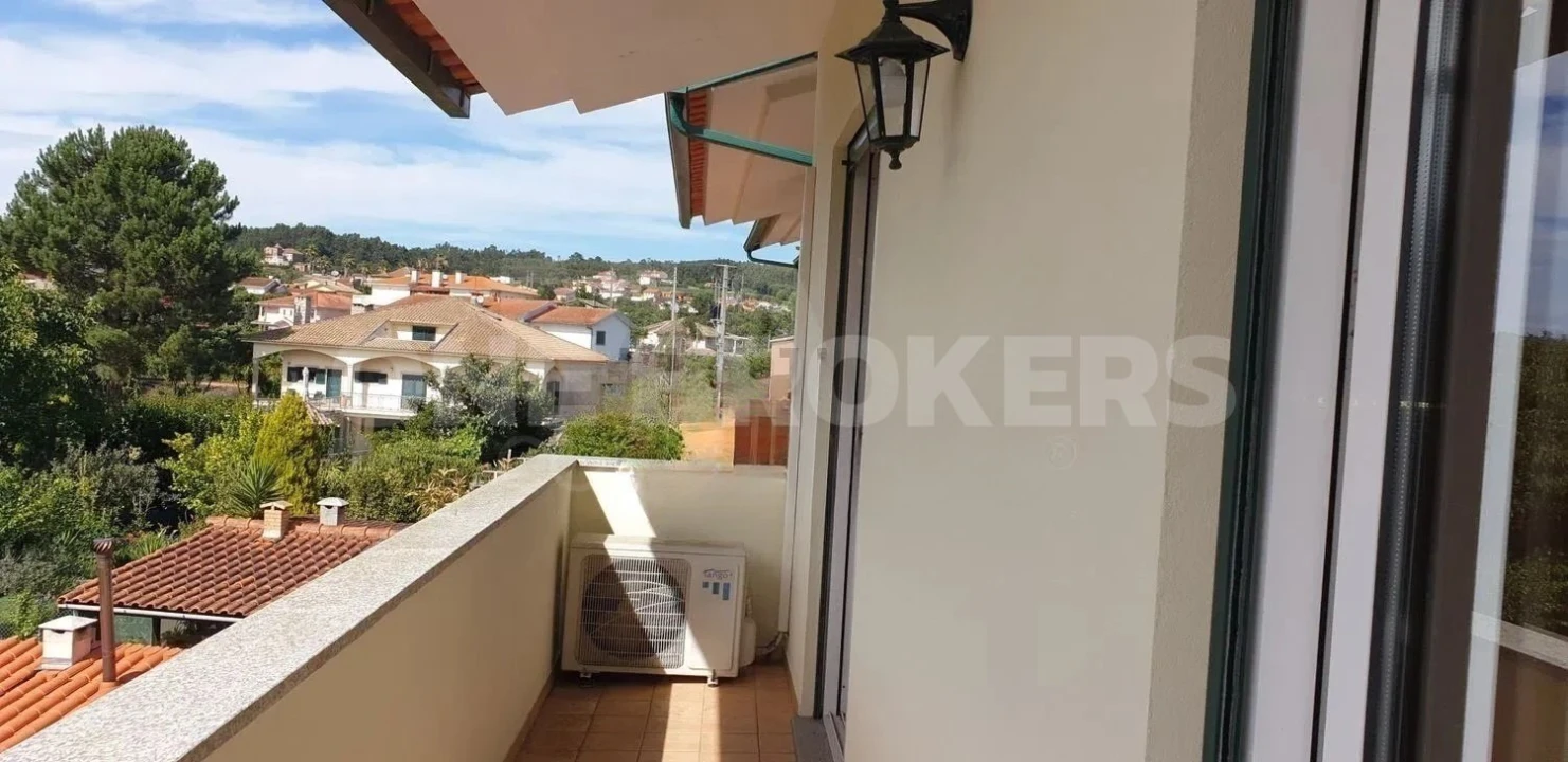 Moradia T3 para Venda em Branca Foto 6