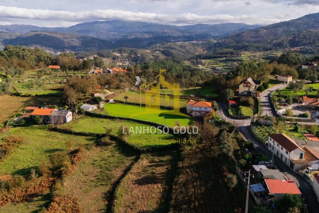 Terreno para Venda em Sobradelo da Goma Foto 4