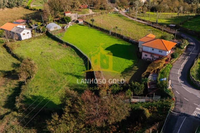 Terreno para Venda em Sobradelo da Goma Foto 2