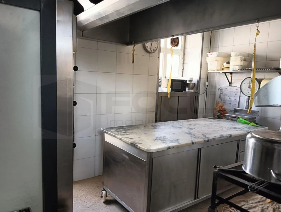 Negócio para Venda em Salreu Foto 21