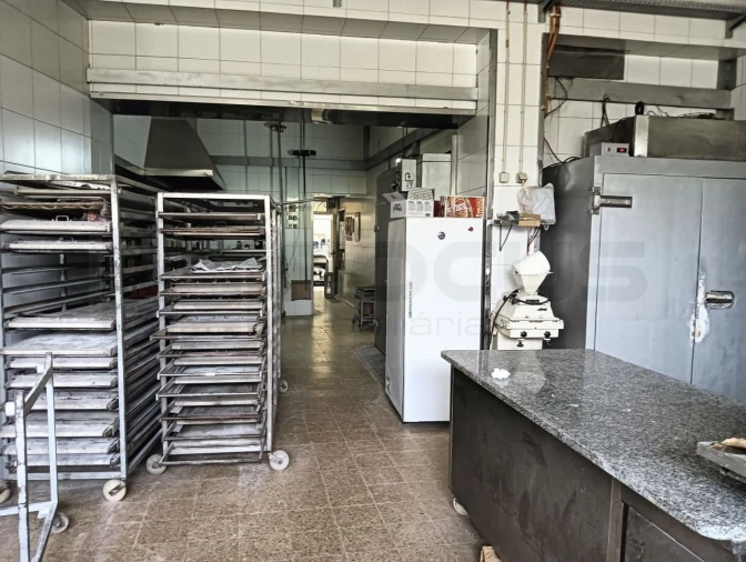 Negócio para Venda em Salreu Foto 17