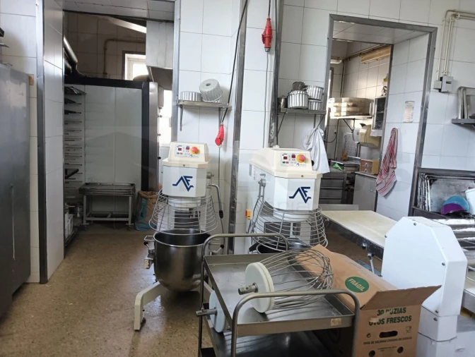 Negócio para Venda em Salreu Foto 20