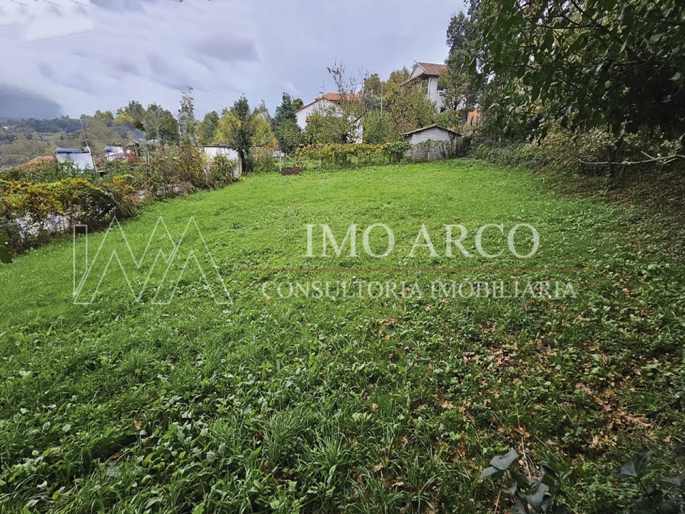 Terreno para Venda em Arco de Baúlhe e Vila Nune Foto 9