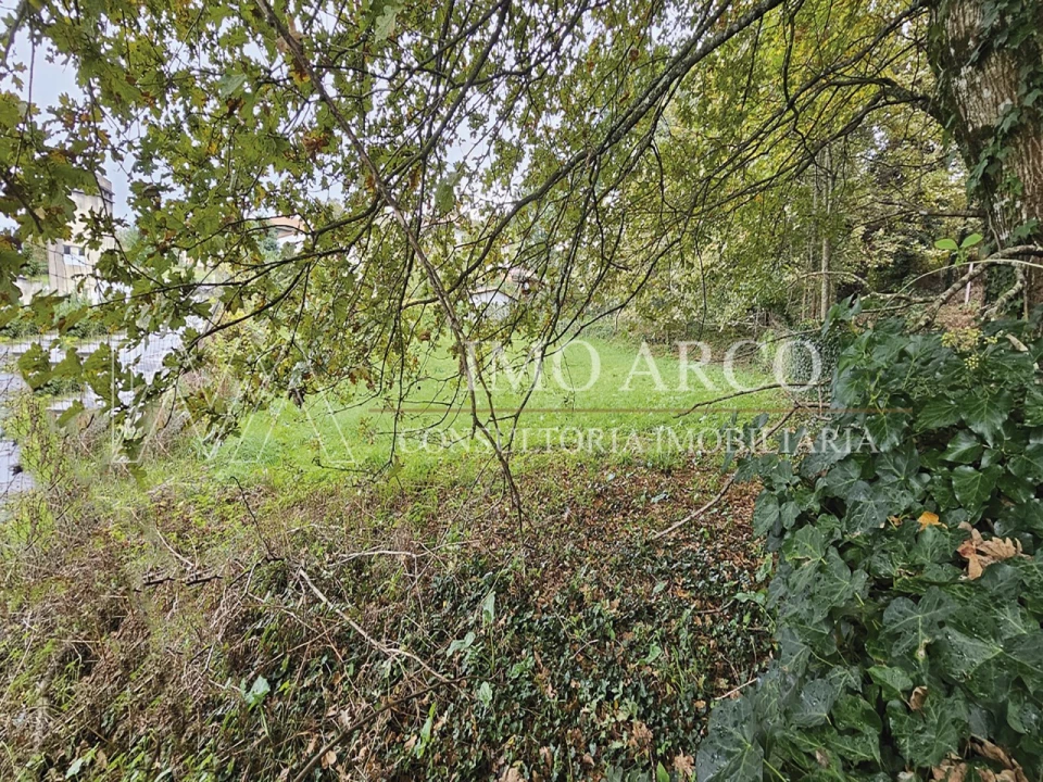Terreno para Venda em Arco de Baúlhe e Vila Nune Foto 10