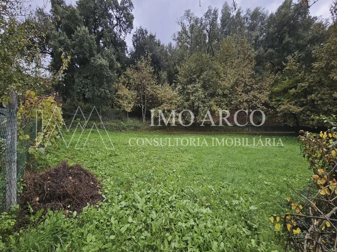 Terreno para Venda em Arco de Baúlhe e Vila Nune Foto 5
