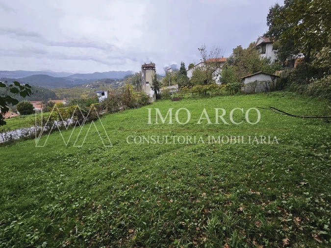 Terreno para Venda em Arco de Baúlhe e Vila Nune Foto 2