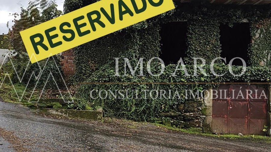 Moradia T2 para Venda em Arco de Baúlhe e Vila Nune