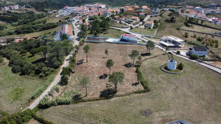 Terreno para Venda em Igreja Nova e Cheleiros Foto 1