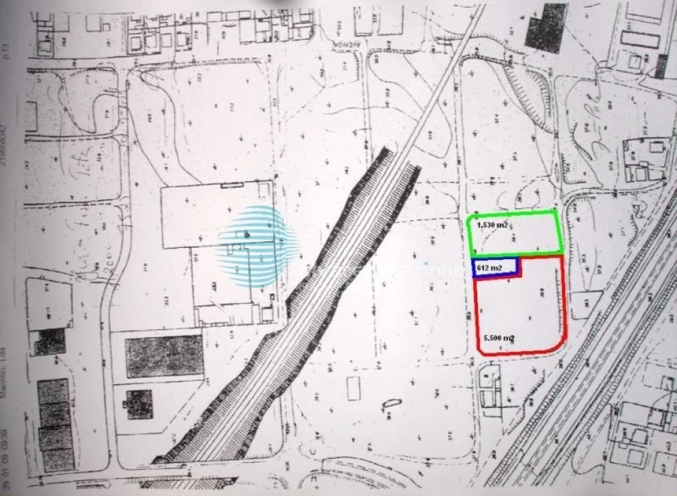 Terreno Comércio / Armazém para Venda em Seixal, Arrentela e Aldeia de Paio Pires Foto 2