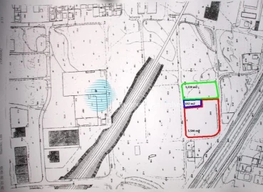 Terreno Comércio / Armazém para Venda em Seixal, Arrentela e Aldeia de Paio Pires
