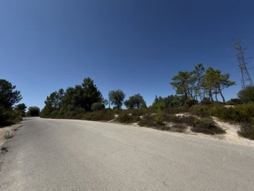 Terreno Comércio / Armazém para Venda em Seixal, Arrentela e Aldeia de Paio Pires