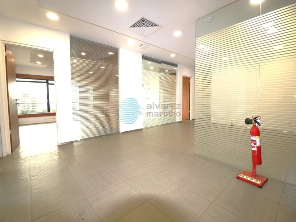 Escritório para Arrendamento em Avenidas Novas Foto 2