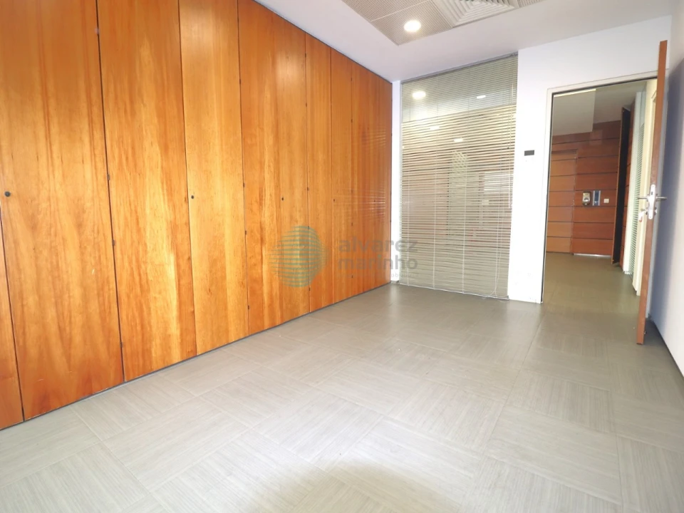 Escritório para Arrendamento em Avenidas Novas Foto 10