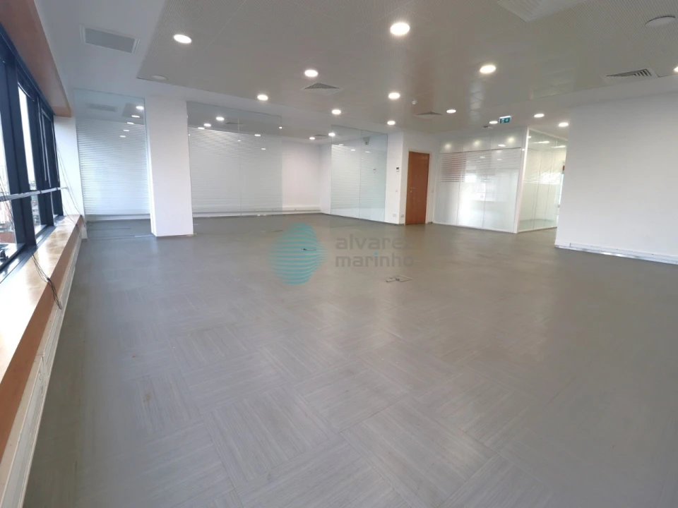 Escritório para Arrendamento em Avenidas Novas Foto 16