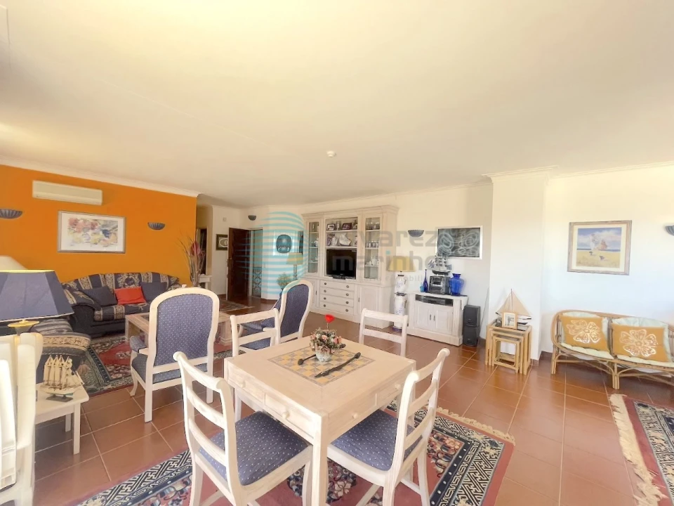 Apartamento T3 para Venda em Portimão Foto 7
