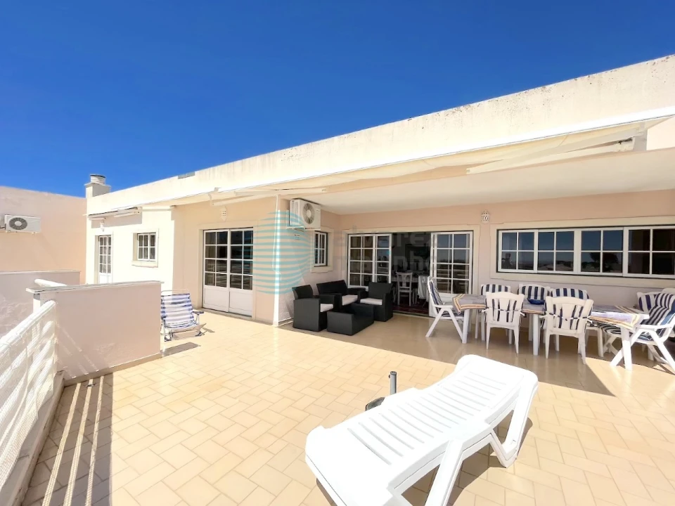 Apartamento T3 para Venda em Portimão Foto 18