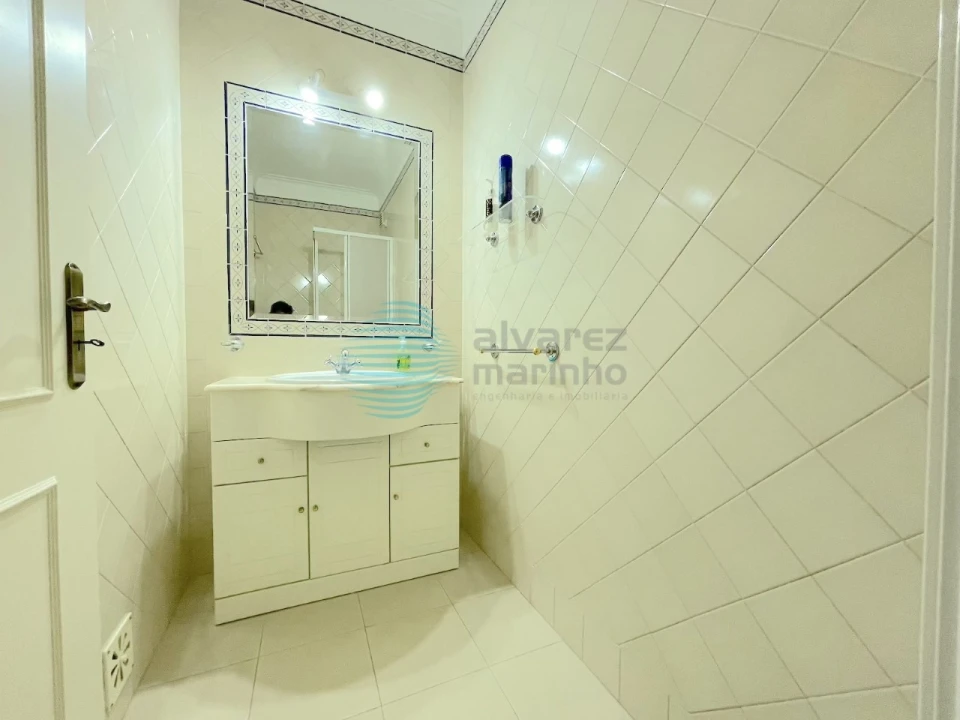 Apartamento T3 para Venda em Portimão Foto 34