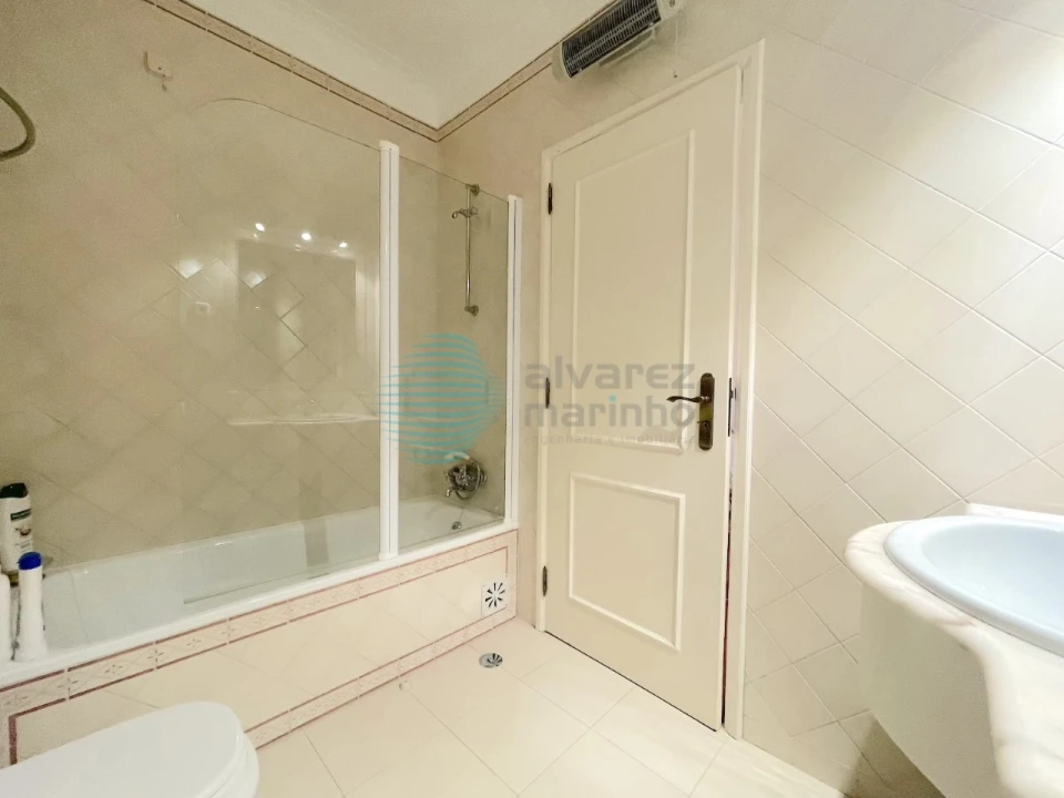 Apartamento T3 para Venda em Portimão Foto 42