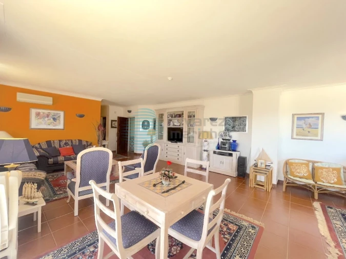 Apartamento T3 para Venda em Portimão Foto 7