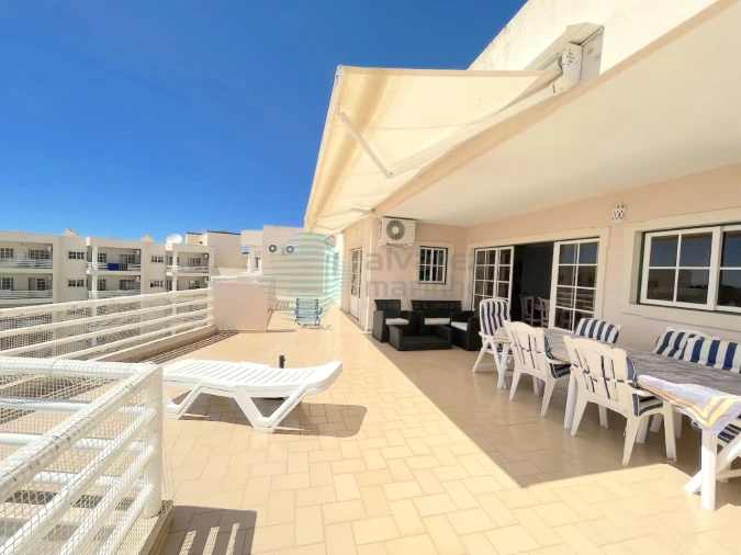 Apartamento T3 para Venda em Portimão Foto 23
