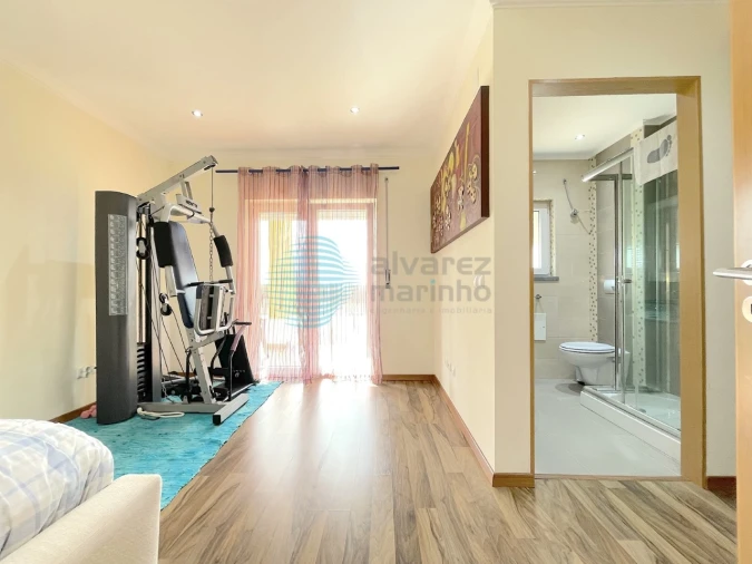 Moradia T7 para Venda em São Pedro da Cadeira Foto 19