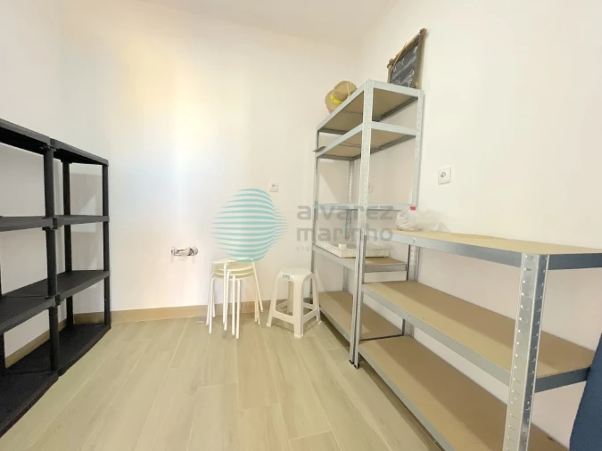 Moradia T7 para Venda em São Pedro da Cadeira Foto 52