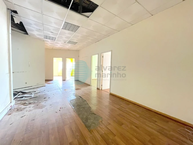 Armazém para Arrendamento em Santa Maria, São Pedro e Matacães Foto 12