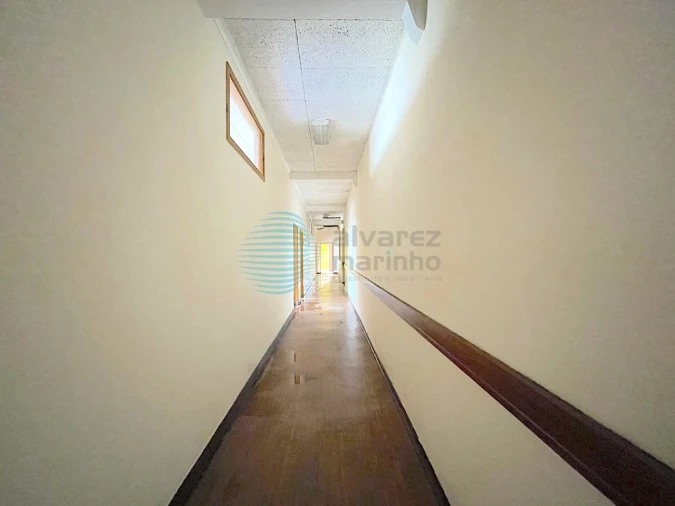 Armazém para Arrendamento em Santa Maria, São Pedro e Matacães Foto 13