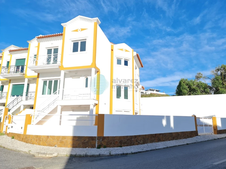Moradia T4 para Venda em Ericeira Foto 2