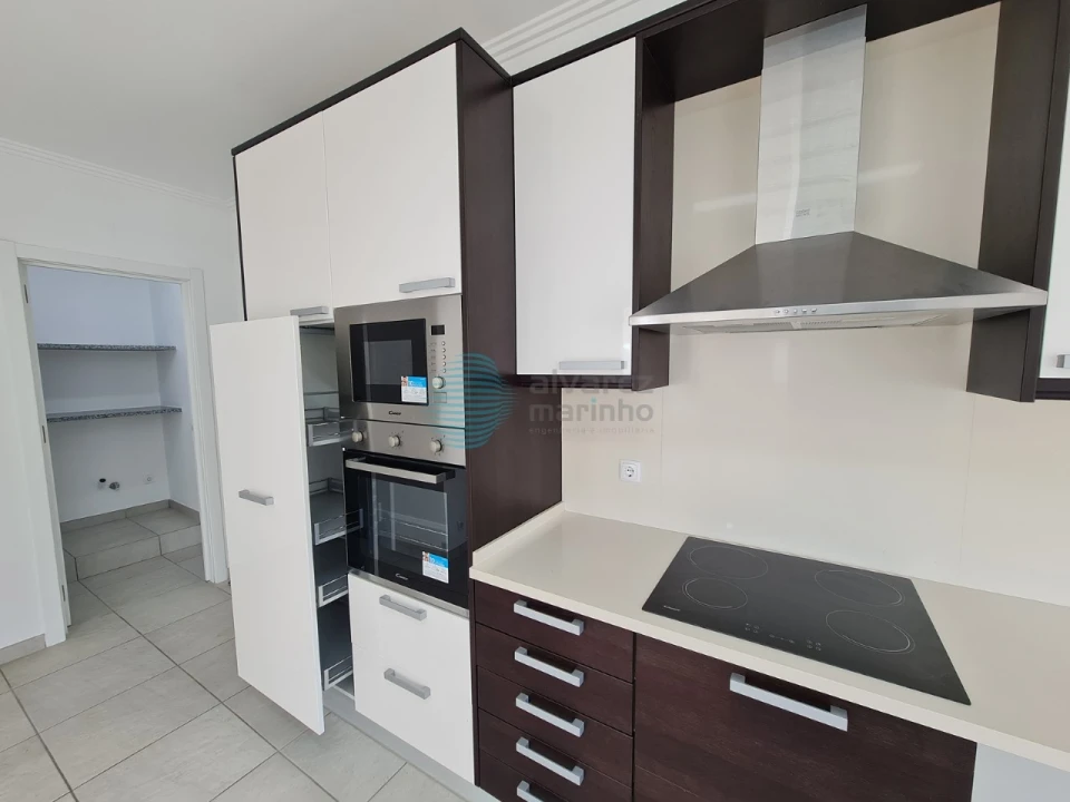 Moradia T4 para Venda em Ericeira Foto 11
