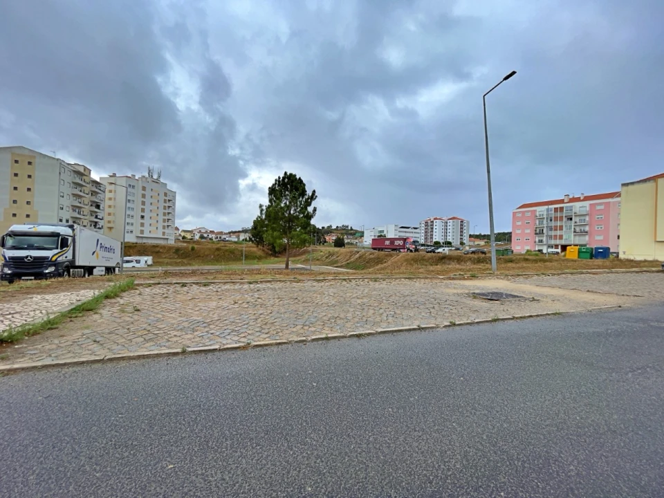 Terreno P/ Prédio para Venda em Santa Maria, São Pedro e Matacães Foto 1