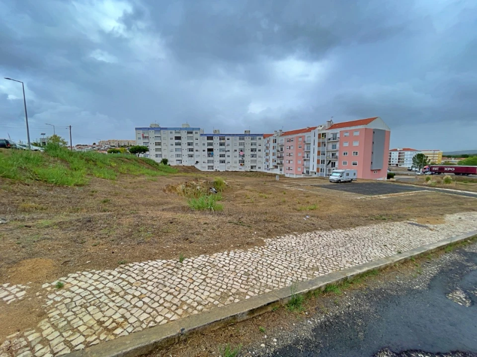 Terreno P/ Prédio para Venda em Santa Maria, São Pedro e Matacães Foto 1