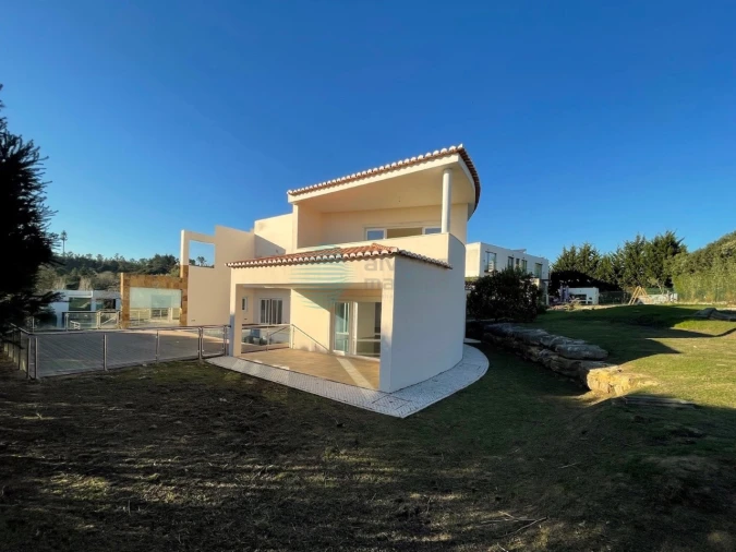 Moradia T4 para Venda em Queluz e Belas Foto 42