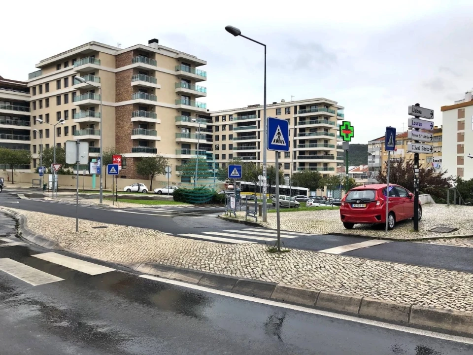 Loja para Venda em Odivelas Foto 2