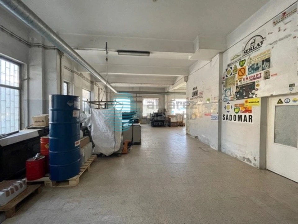 Loja para Venda em Odivelas Foto 4