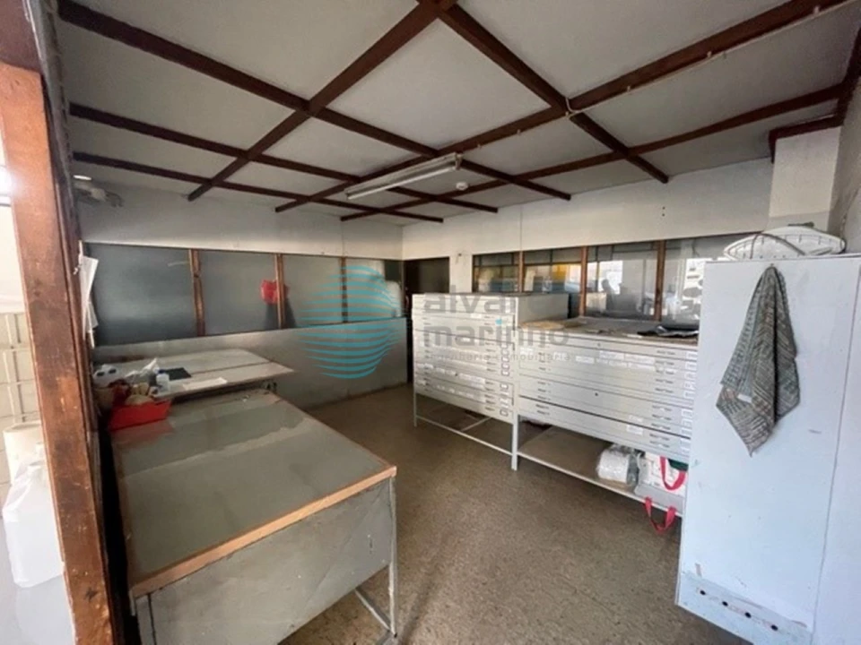 Loja para Venda em Odivelas Foto 5