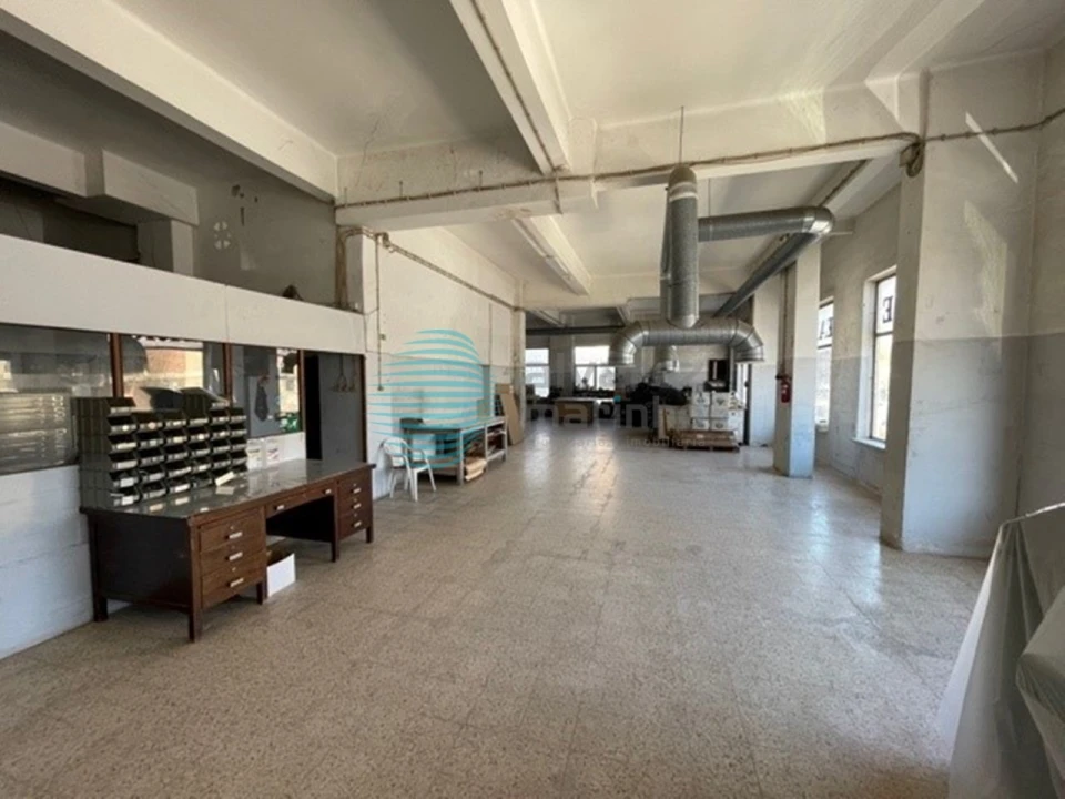 Loja para Venda em Odivelas Foto 6