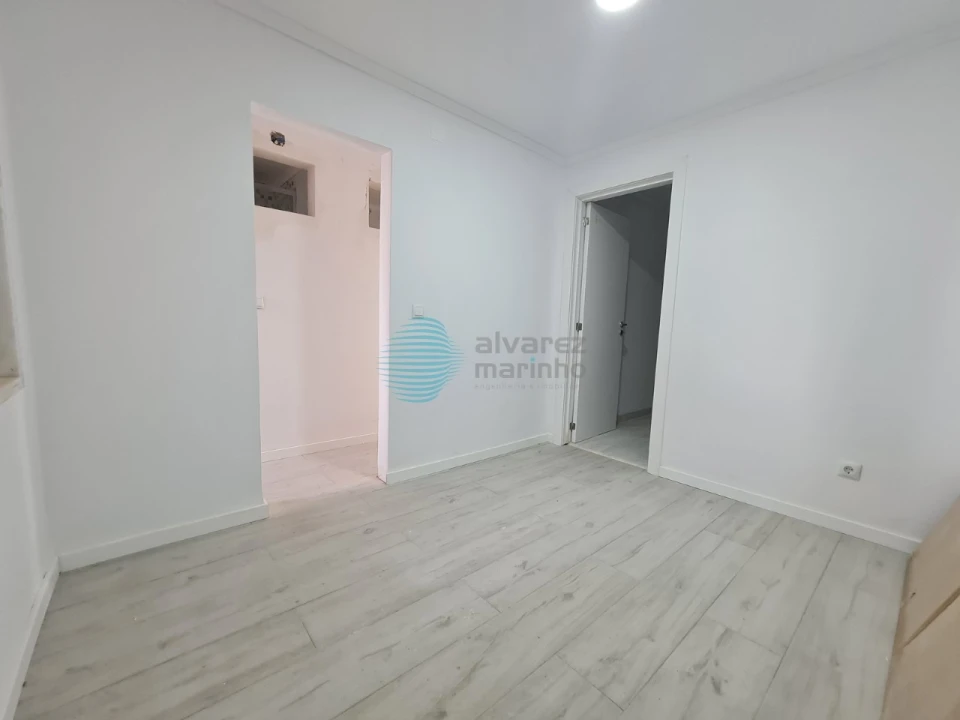 Moradia T3 para Venda em Ajuda Foto 11