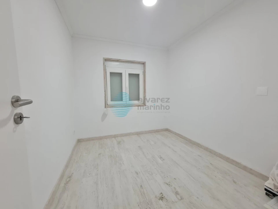 Moradia T3 para Venda em Ajuda Foto 12