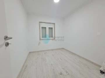 Moradia T3 para Venda em Ajuda