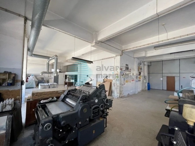 Loja para Arrendamento em Odivelas Foto 7