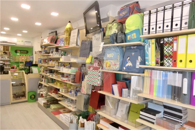 Prédio para Venda em Pedroso e Seixezelo Foto 5