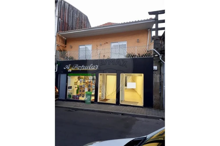 Prédio para Venda em Pedroso e Seixezelo