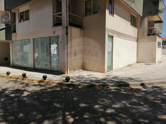 Loja para Venda em Cortegaça Foto 14