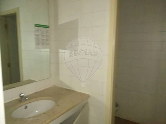 Loja para Venda em Cortegaça Foto 10