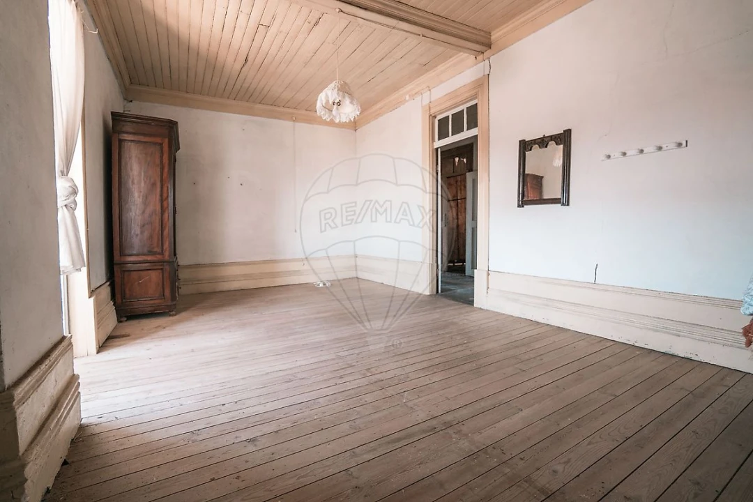 Moradia T10 para Venda em Escalhão Foto 42