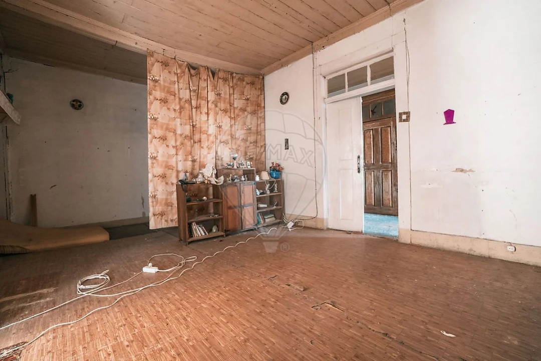 Moradia T10 para Venda em Escalhão Foto 40