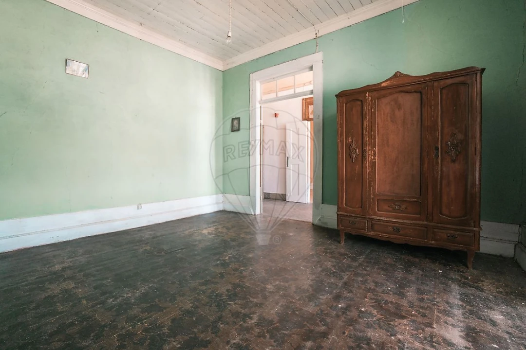 Moradia T10 para Venda em Escalhão Foto 36