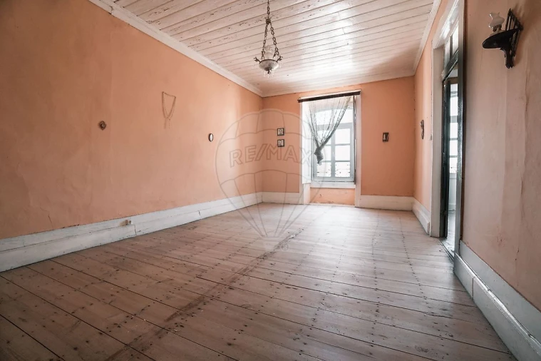 Moradia T10 para Venda em Escalhão Foto 39