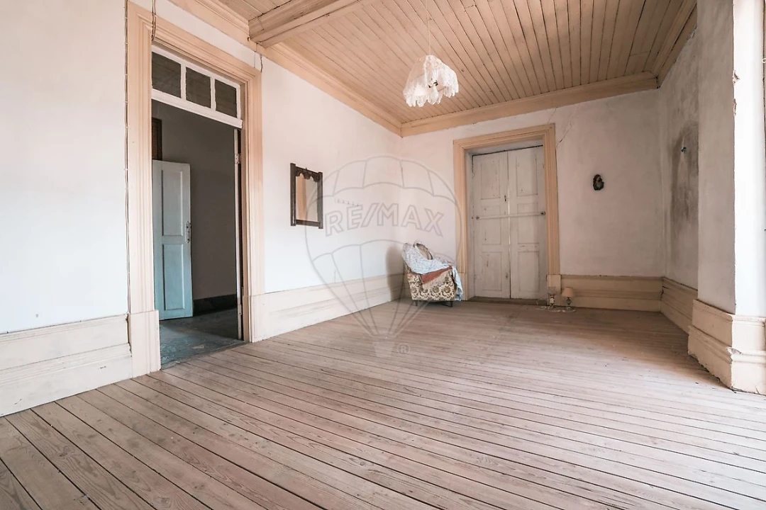 Moradia T10 para Venda em Escalhão Foto 43